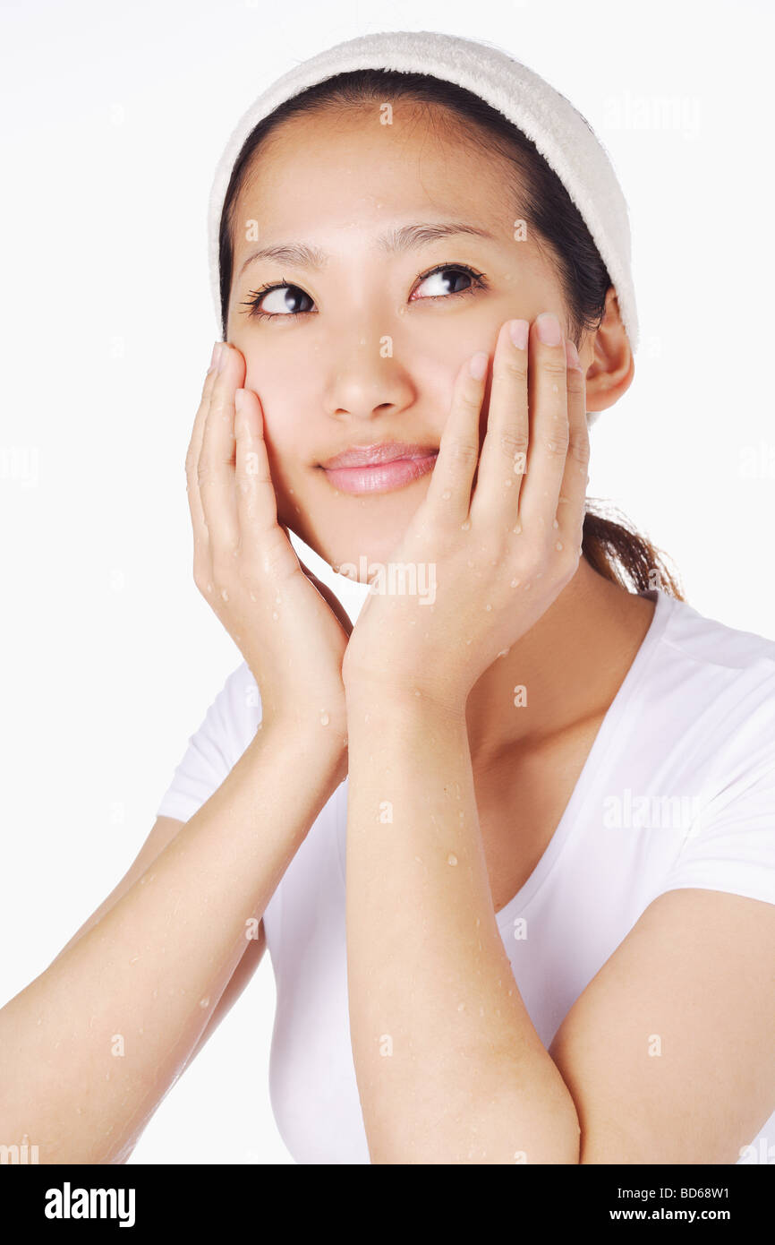 Japanese Woman Washing Face Stock Photo Alamy