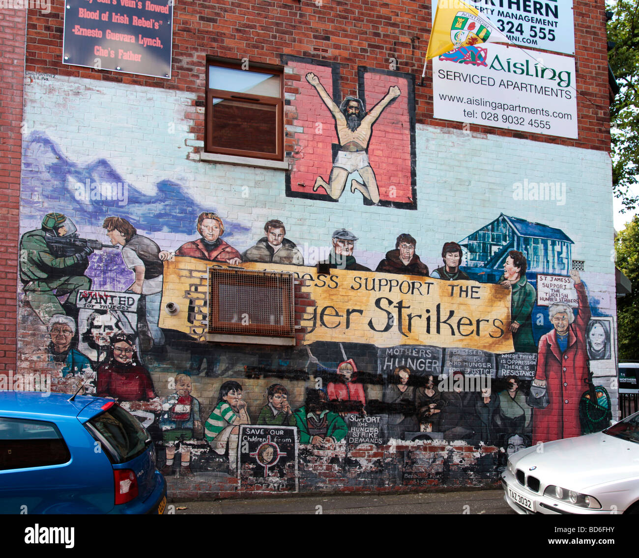 Mural with the slogan 'St James's Support the Hunger Strikers' in the Republican/nationalist area of Falls Road, West Belfast, Stock Photo