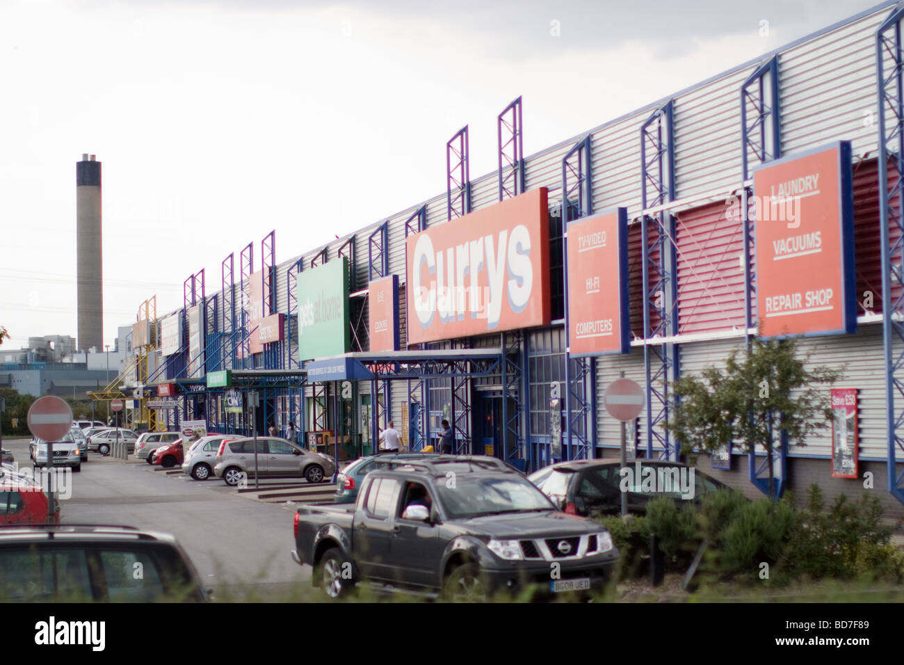 Branch of Currys retail store Chingford Stock Photo Alamy