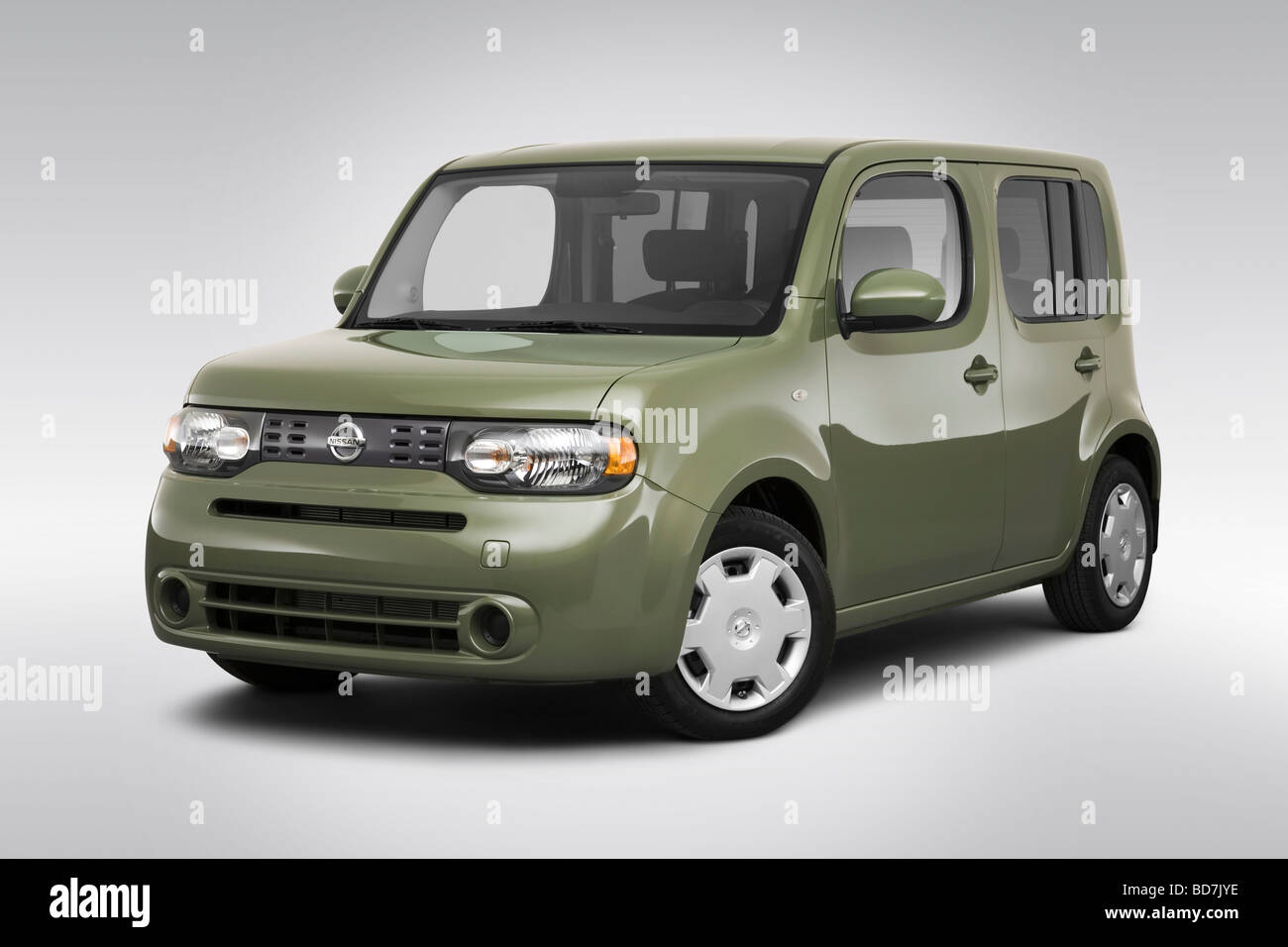 2009 Nissan Cube 1.8 S in Green - Front 