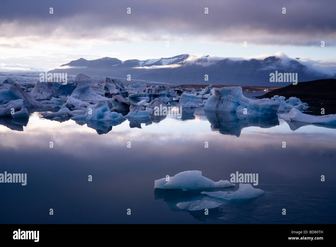 The lake Jokulsarlon in Breidamerkursandur Iceland Stock Photo - Alamy