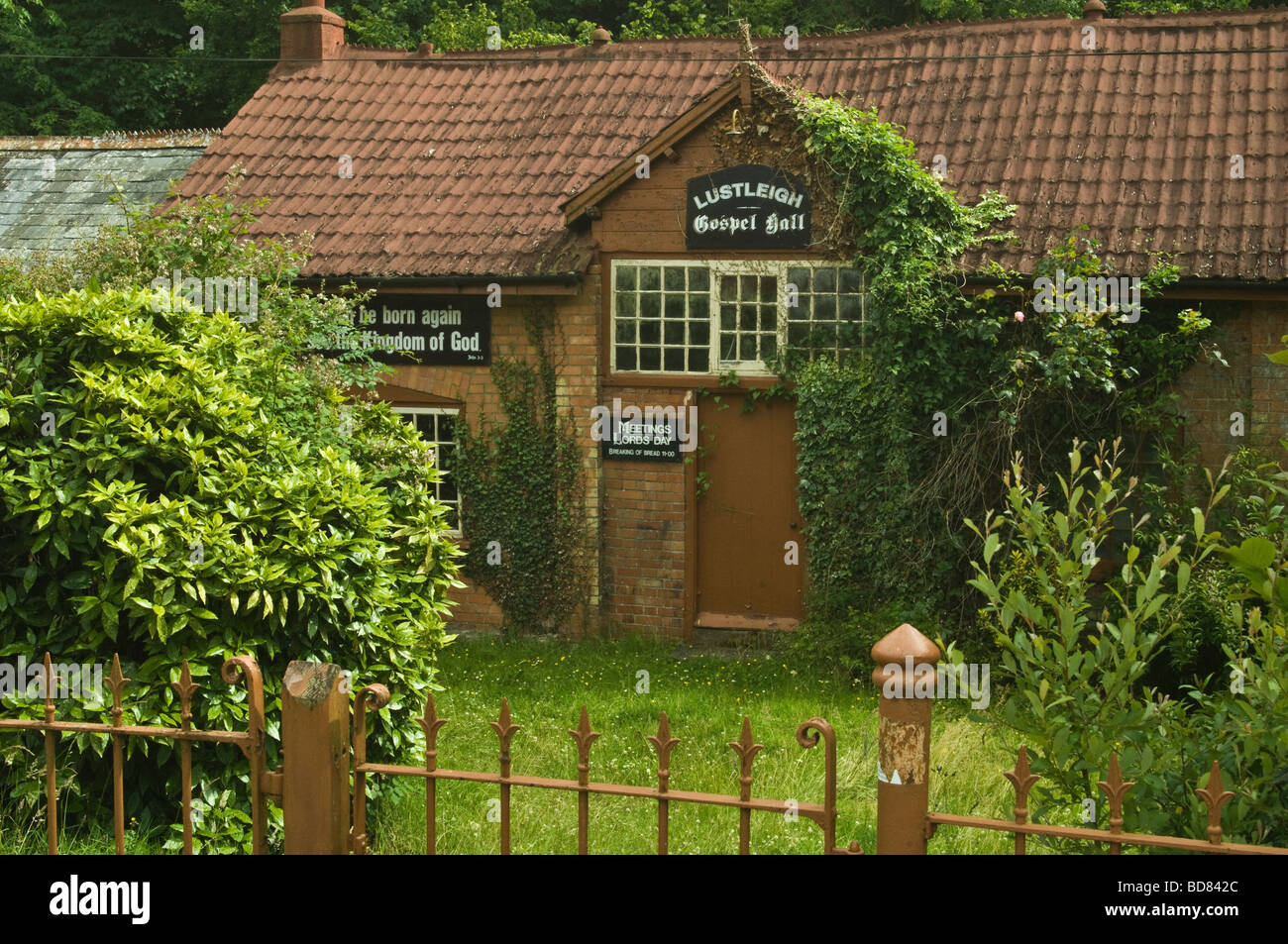 Old Gospel Hall at Lustleigh, a small pretty Devon village on the east side of the Dartmoor National Park Stock Photo