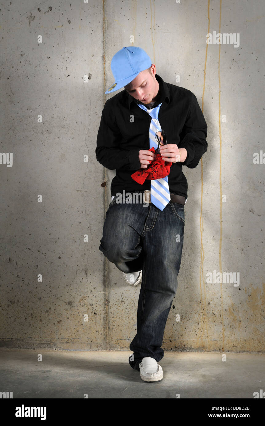 Rapper clothing hi res stock photography and images Alamy