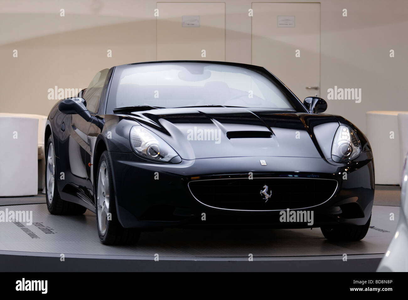 Salon De L Auto Paris 2008 Stock Photo 25393222 Alamy