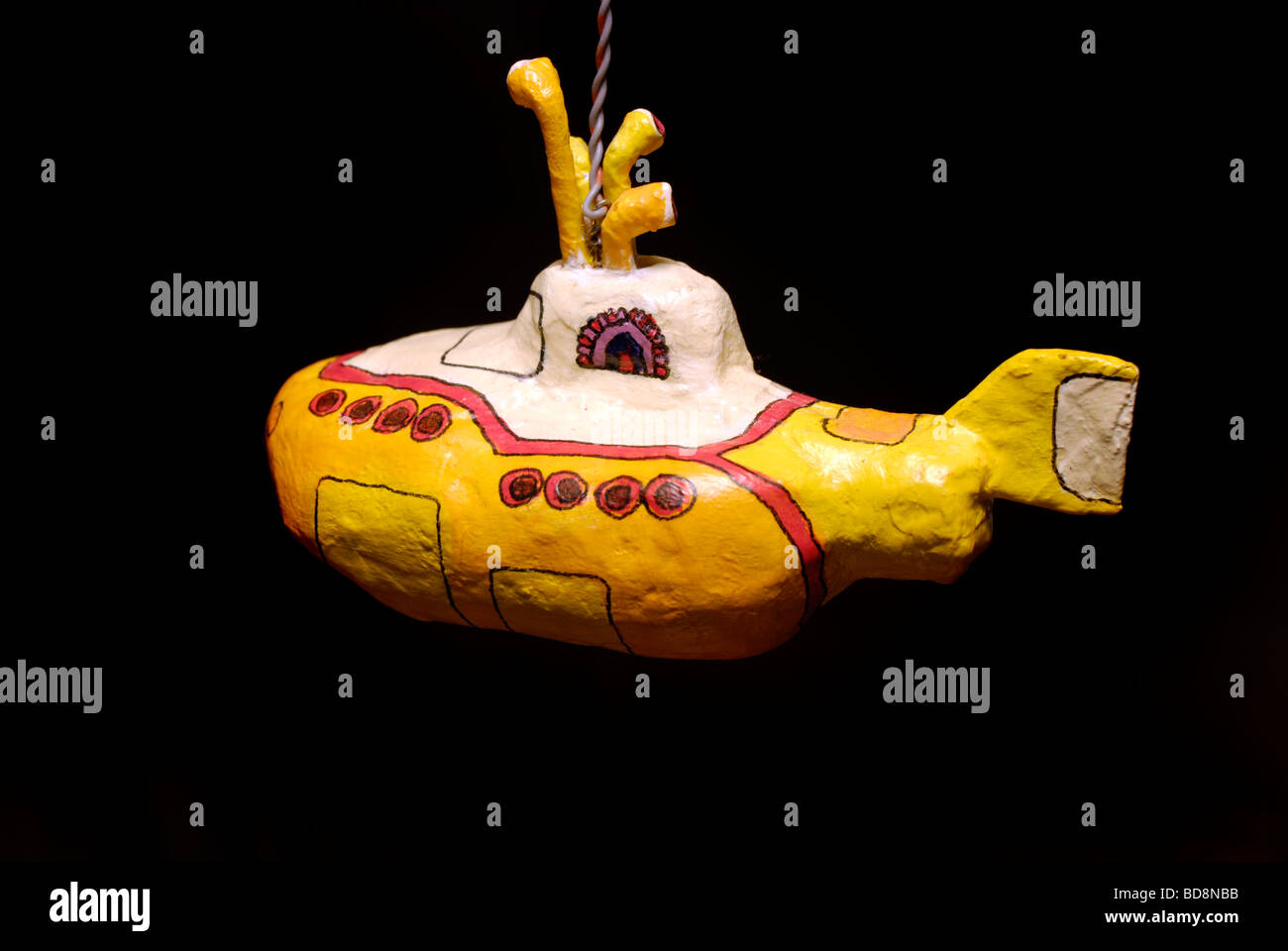 Yellow submarine hires stock photography and images Alamy