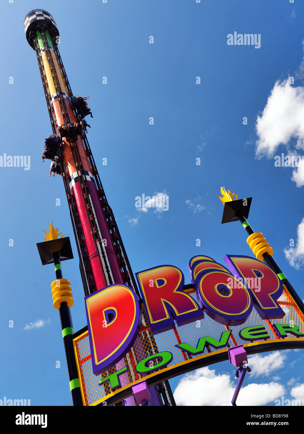 Drop Tower free fall ride at Canada's Wonderland amusement park Stock Photo