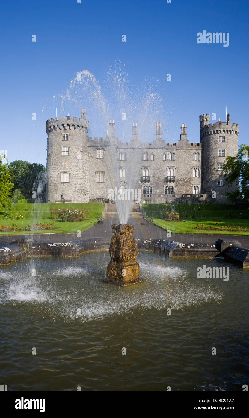 Kilkenny Castle rebuilt in the 19th Century, Kilkenny City, County Kilkenny, Ireland Stock Photo