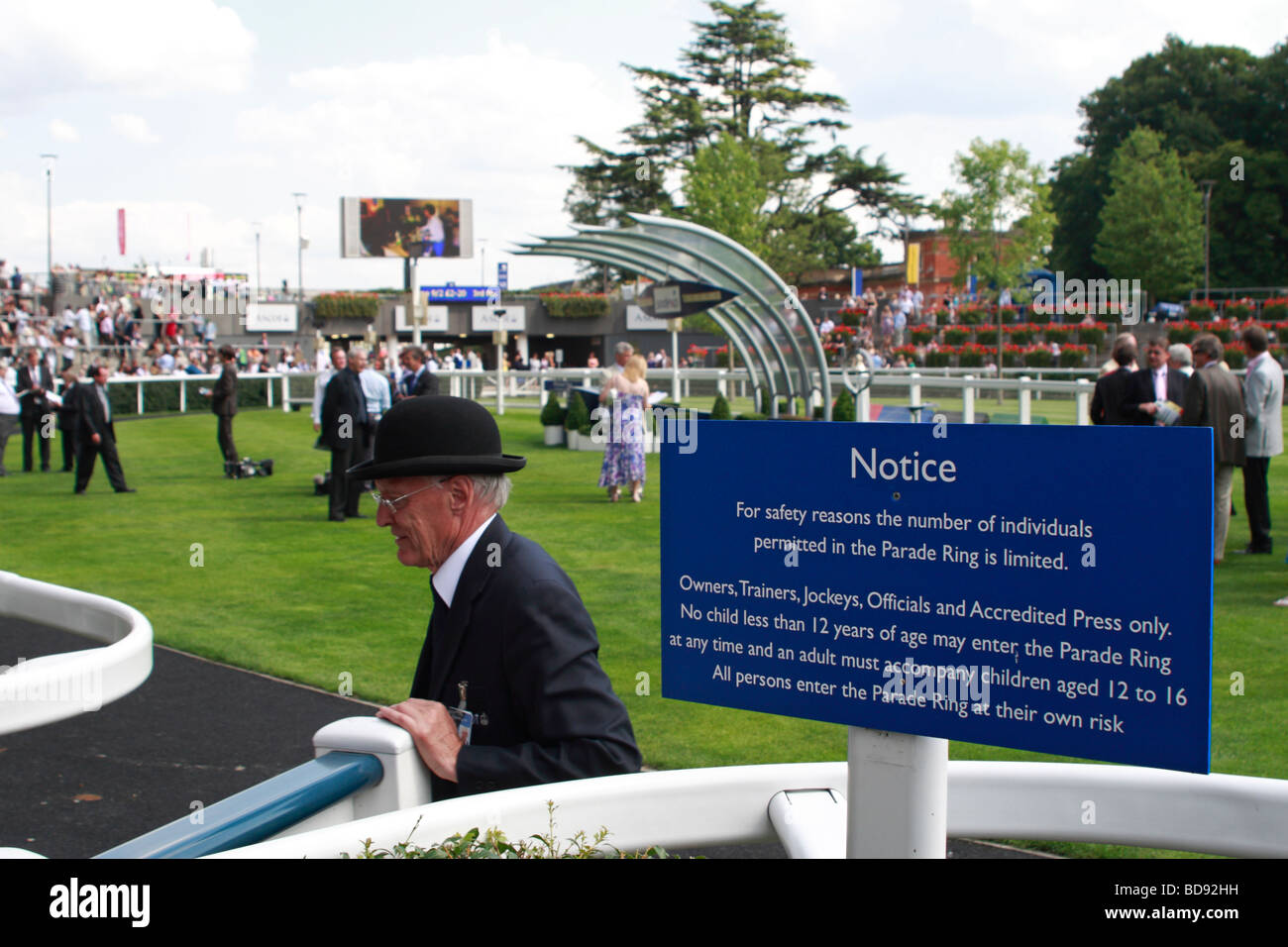 Parade ring ascot hi-res stock photography and images - Alamy