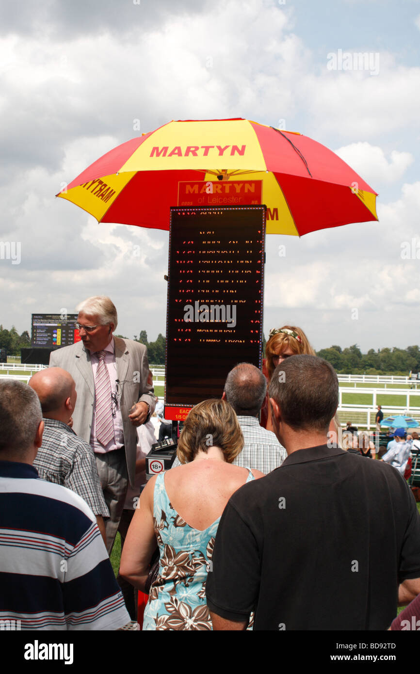 Bookmakers ascot hi-res stock photography and images - Alamy