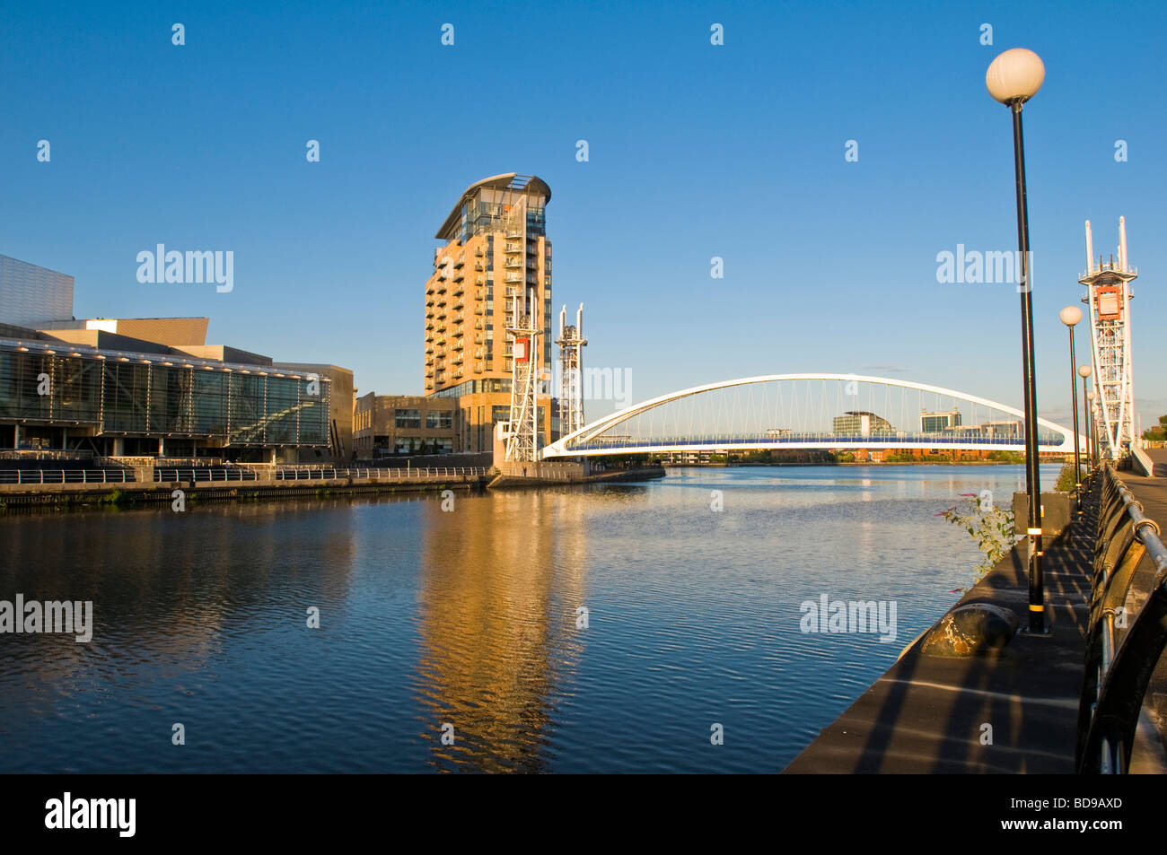 The Lowry footbridge and Imperial Point apartment block, Salford Quays