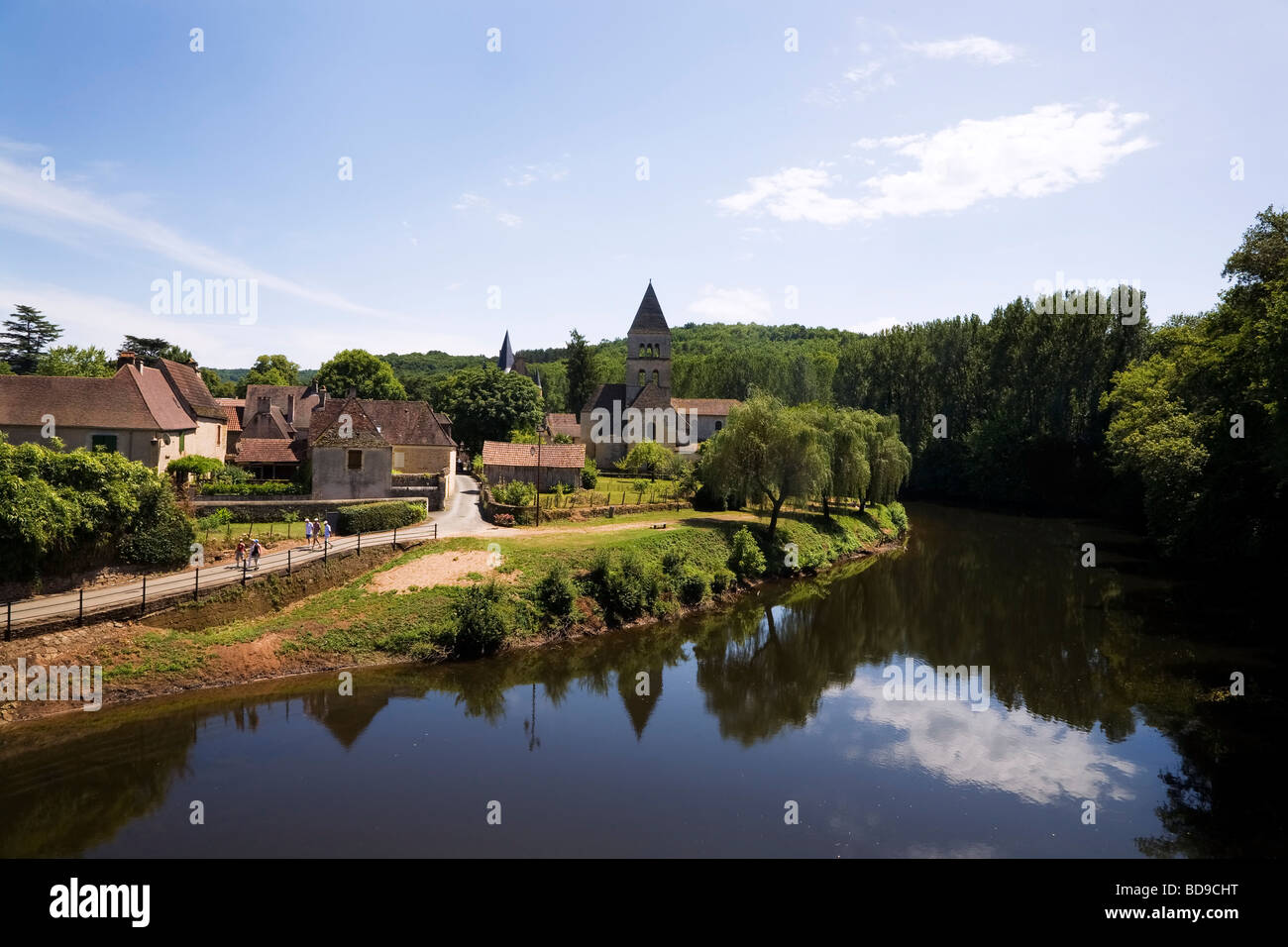 The small village of Saint Leon sur Vezere nestles in a meander of the River Vézère, in the heart of Black Périgord, Dorgogne France Stock Photo