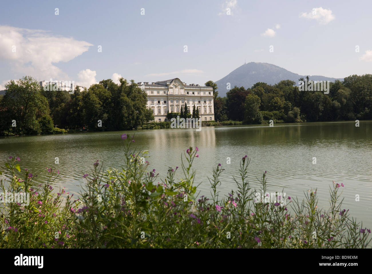 Von Trapp Family House In The Film Of Sound Of Music In Salzburg Stock von-trapp-family-house-in-the-film-of-sound-of-music-in-salzburg-stock