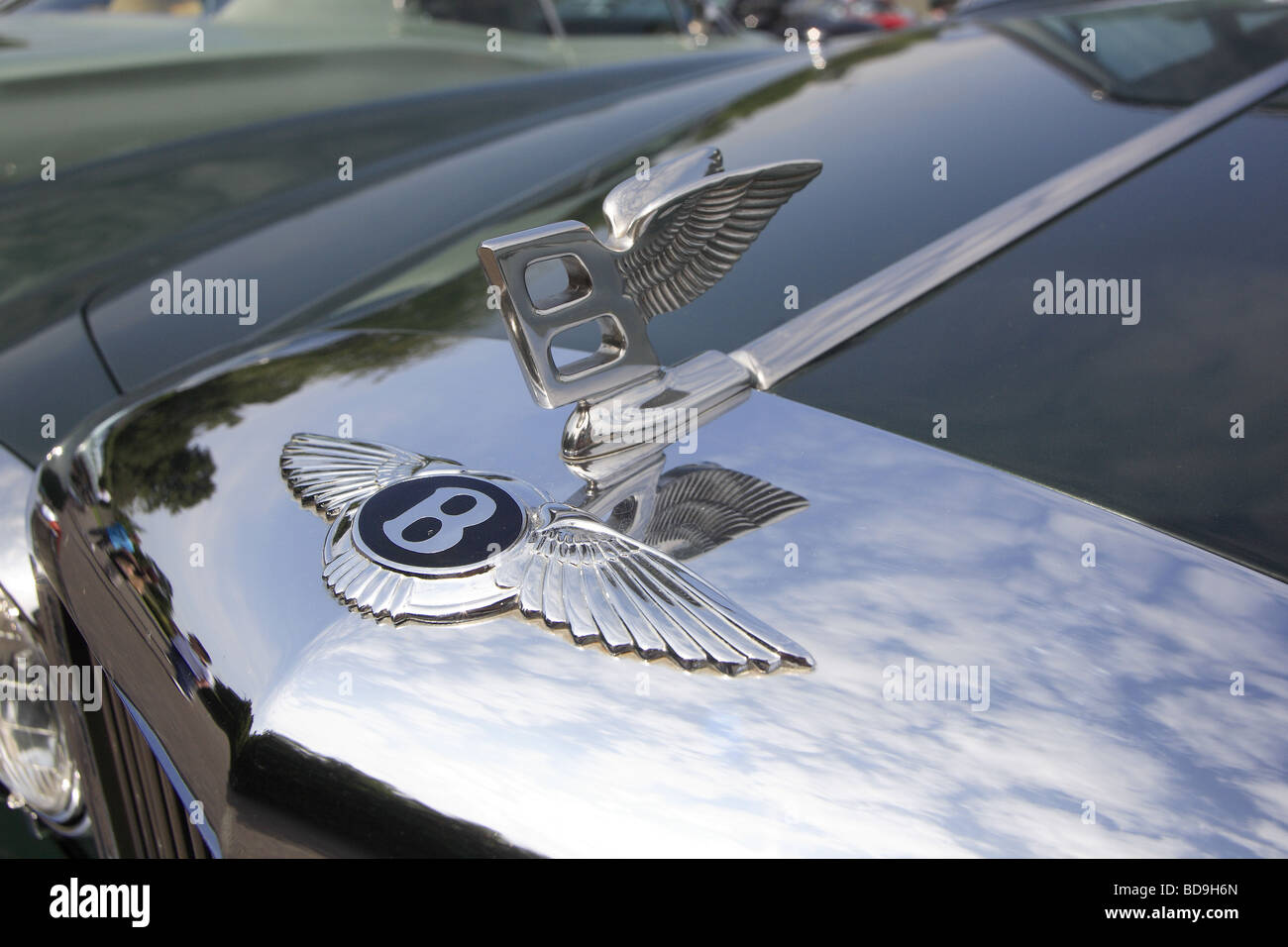 84 photos et images de Bentley Emblem - Getty Images