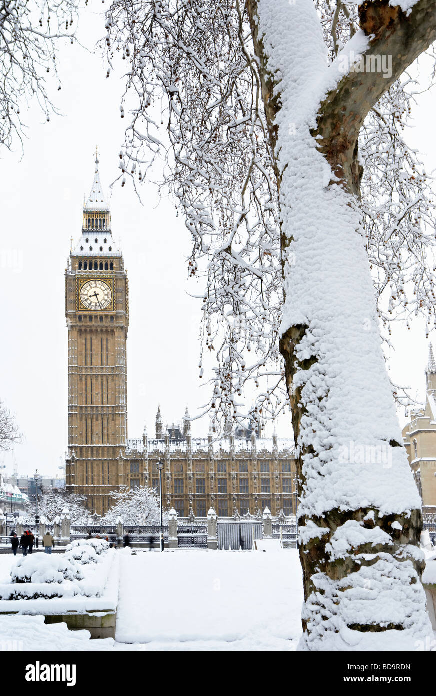 Snow on Houses of Parliament and Big Ben London England Stock Photo