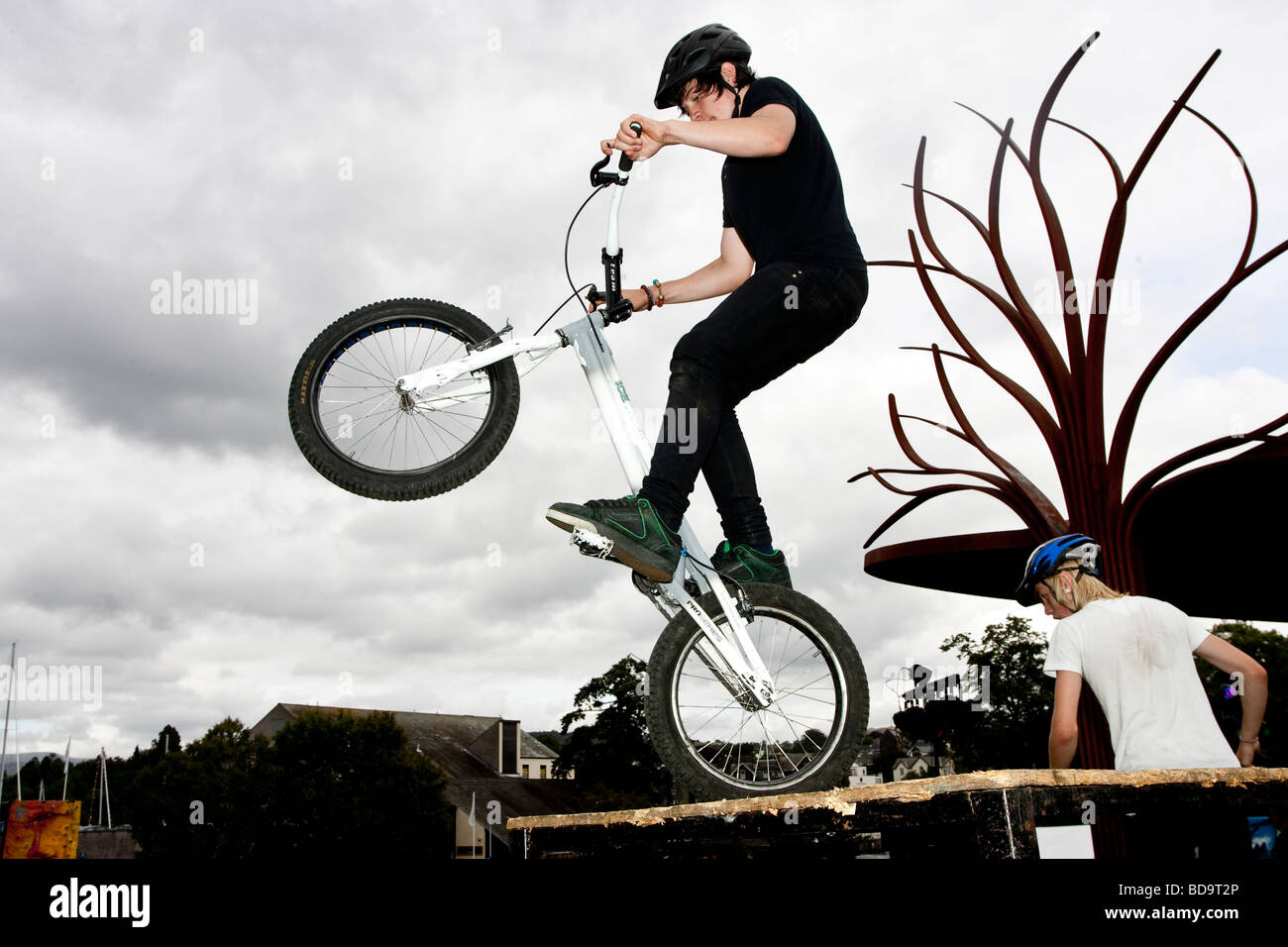 Bike Trial Bike Boy Jumping Stunt Rider High Resolution Stock Photography  and Images - Alamy