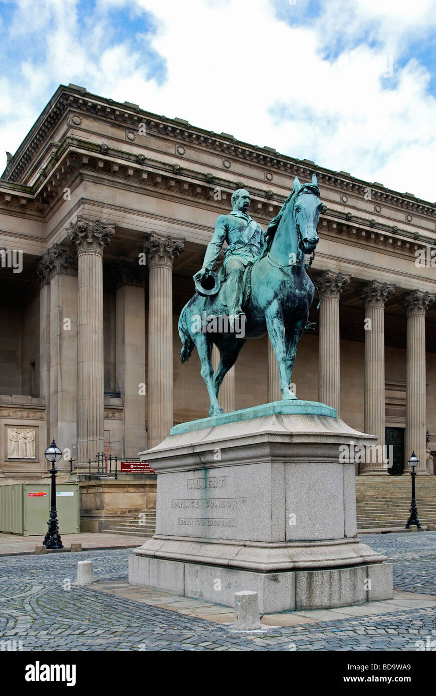 the statue of prince albert outside hall in liverpool, uk