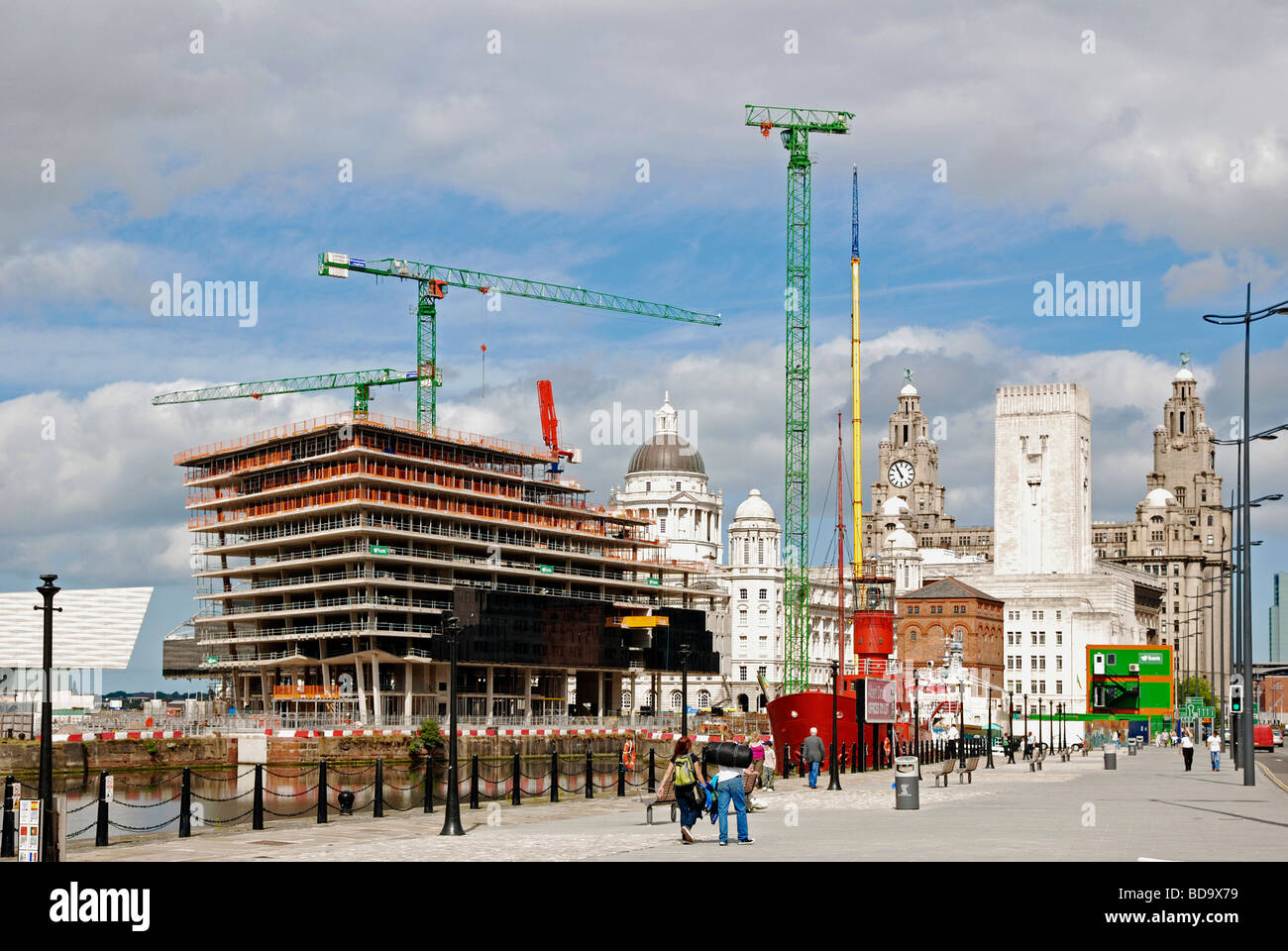 new development going on around the ' liver buildings ' on the albert dock in liverpool, uk Stock Photo