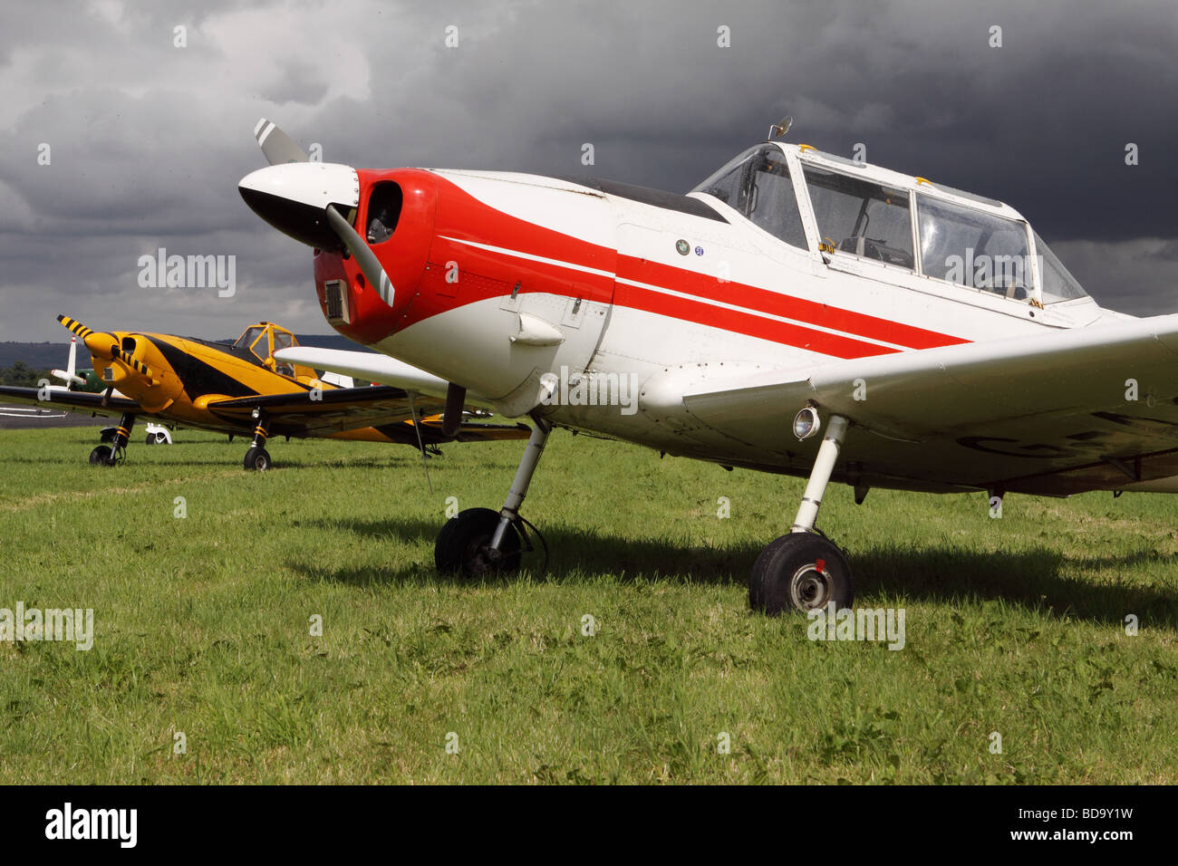 アオシマ1/12 DE HAVILLAND 2 TWO SEATERS DEHAVILLAND For Sale - Used & New 1 - 24