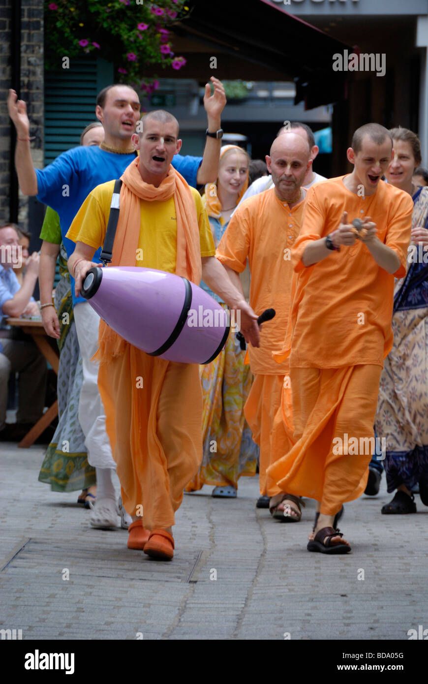 Hare krishna ceremony hi-res stock photography and images - Alamy