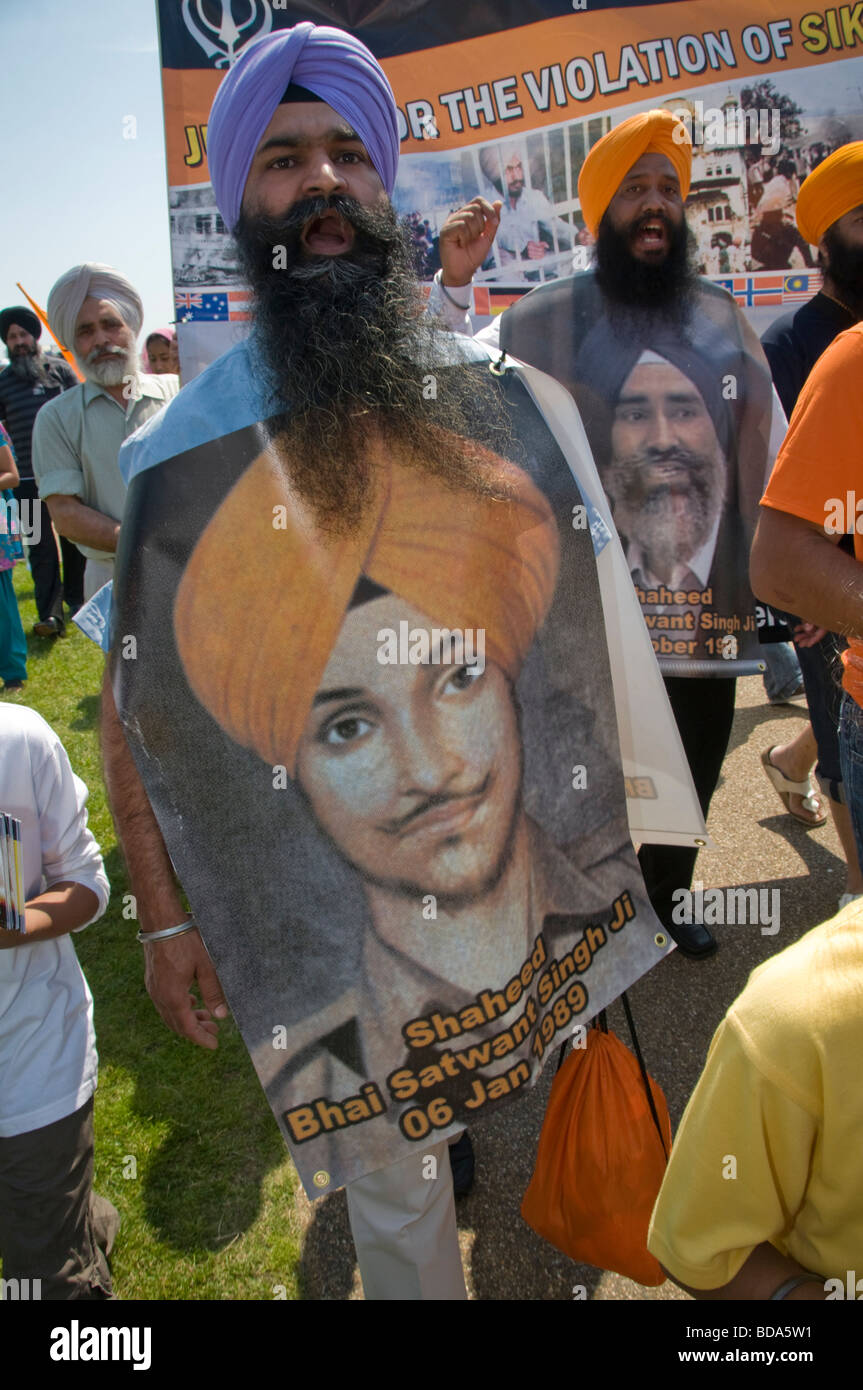 Sikhs remember the 1984 massacre at the Golden Temple, Amritsar, and call for an independent Sikh homeland, Khalistan Stock Photo