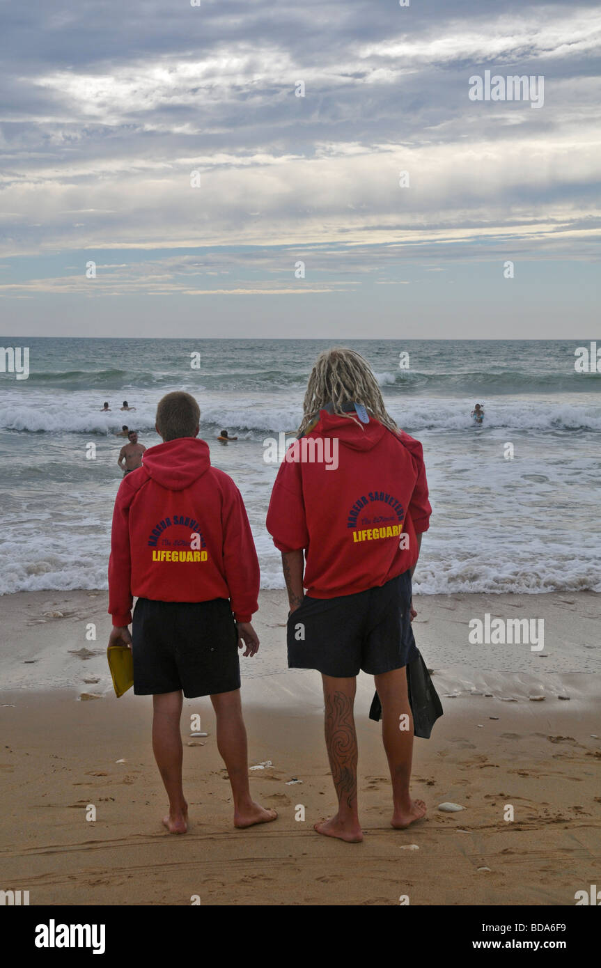 Two bathing supervisors, positioned on the beach, ready to intervene ...