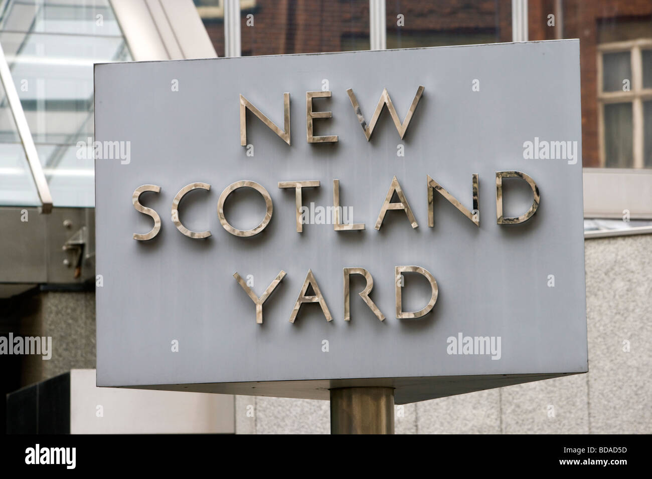 New Scotland Yard Sign The Broadway London England Great Britain Saturday July 04 2009 Stock Photo