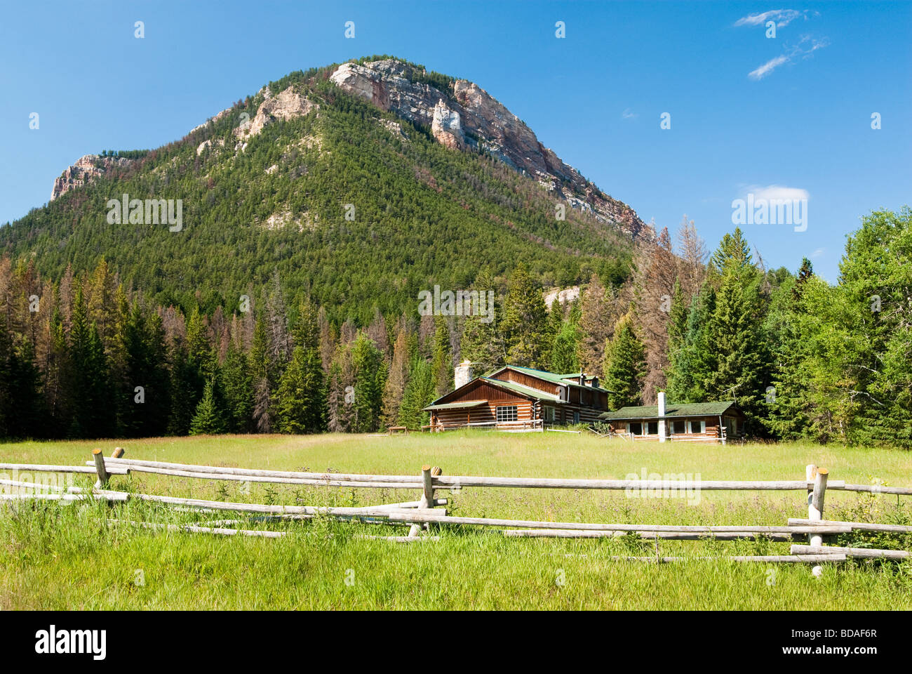 Log house in the Sunlight Basin in Wyoming Stock Photo