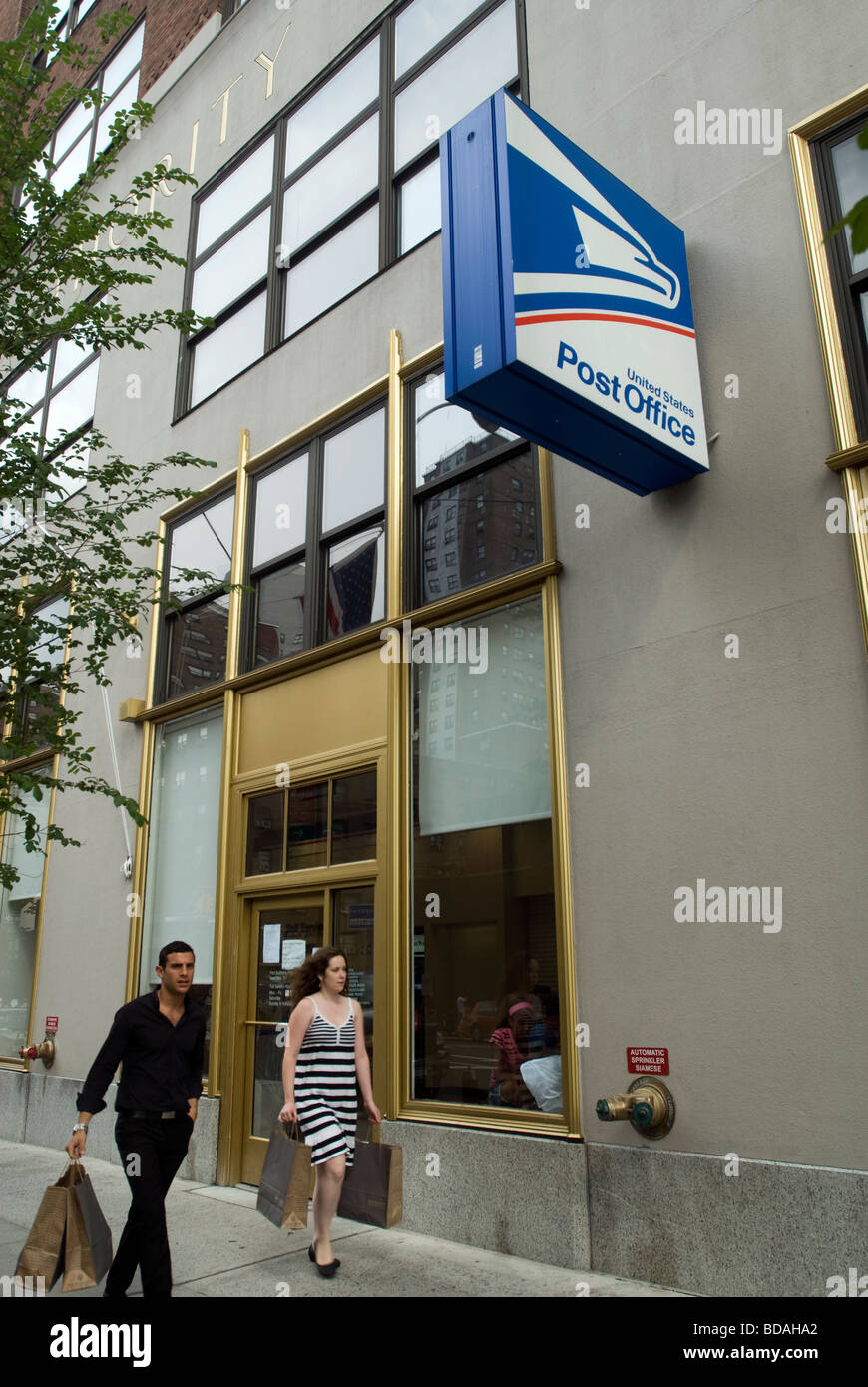 The USPS Port Authority Station Post Office in New York Stock Photo Alamy