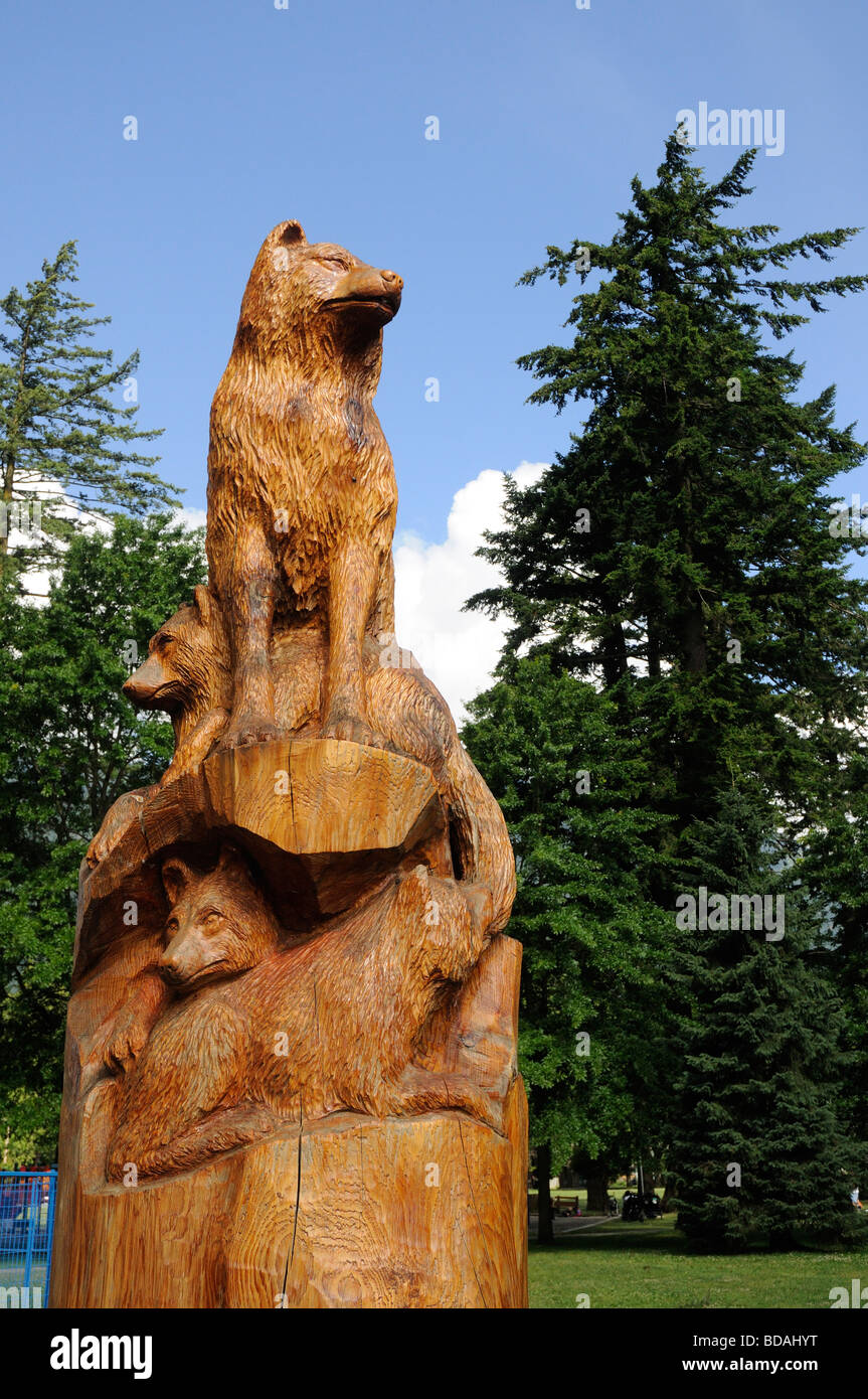 Chainsaw sculpture of wolves on the Main Street in Hope in British