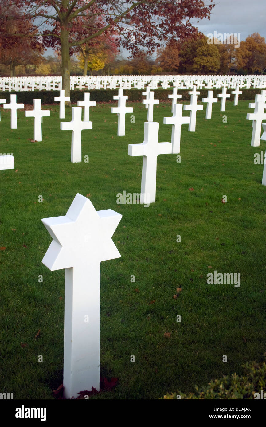 Maddingley Cemetery Madingley war memorial in Cambridge Stock Photo - Alamy