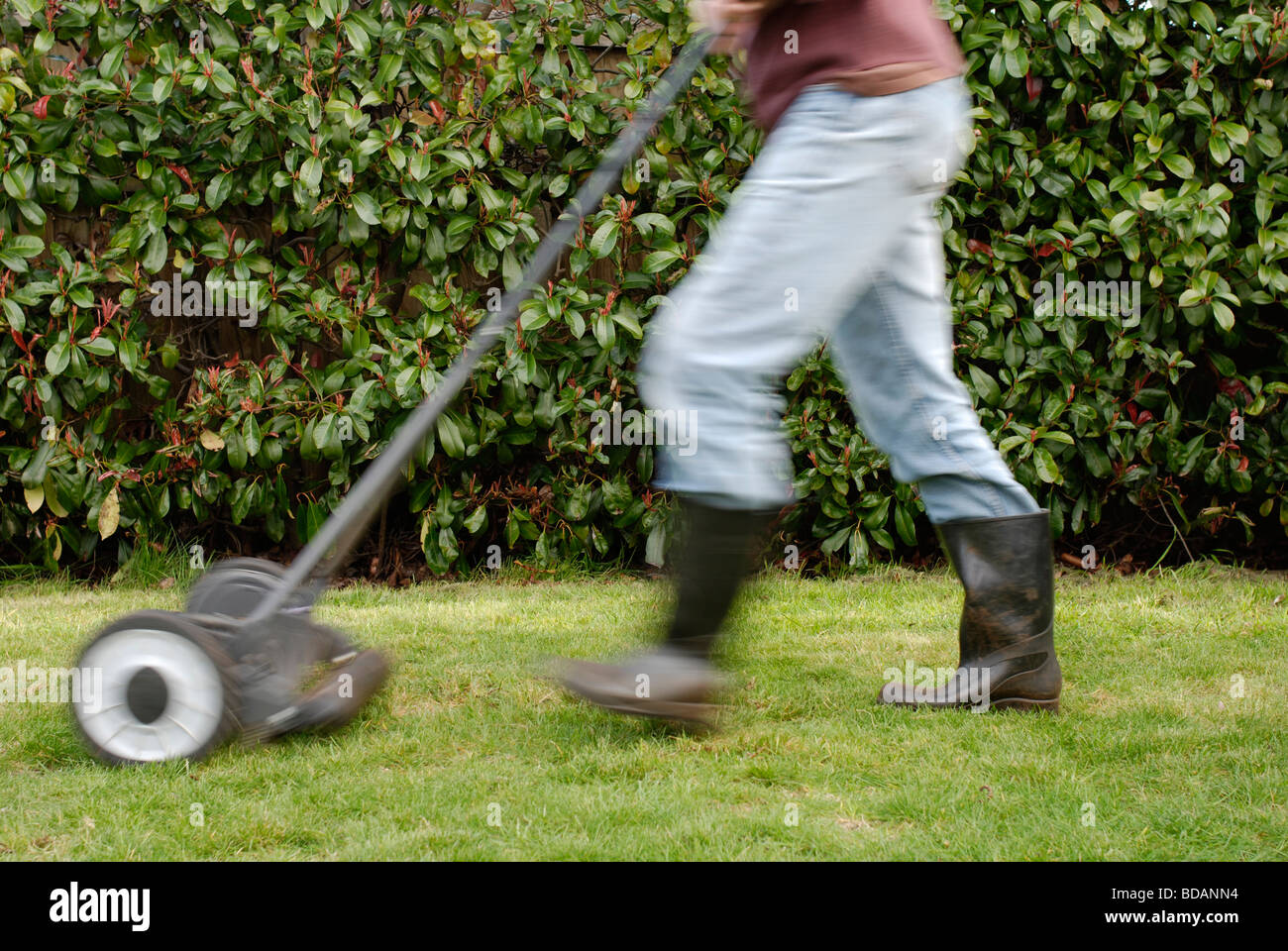 Hand push mower hires stock photography and images Alamy