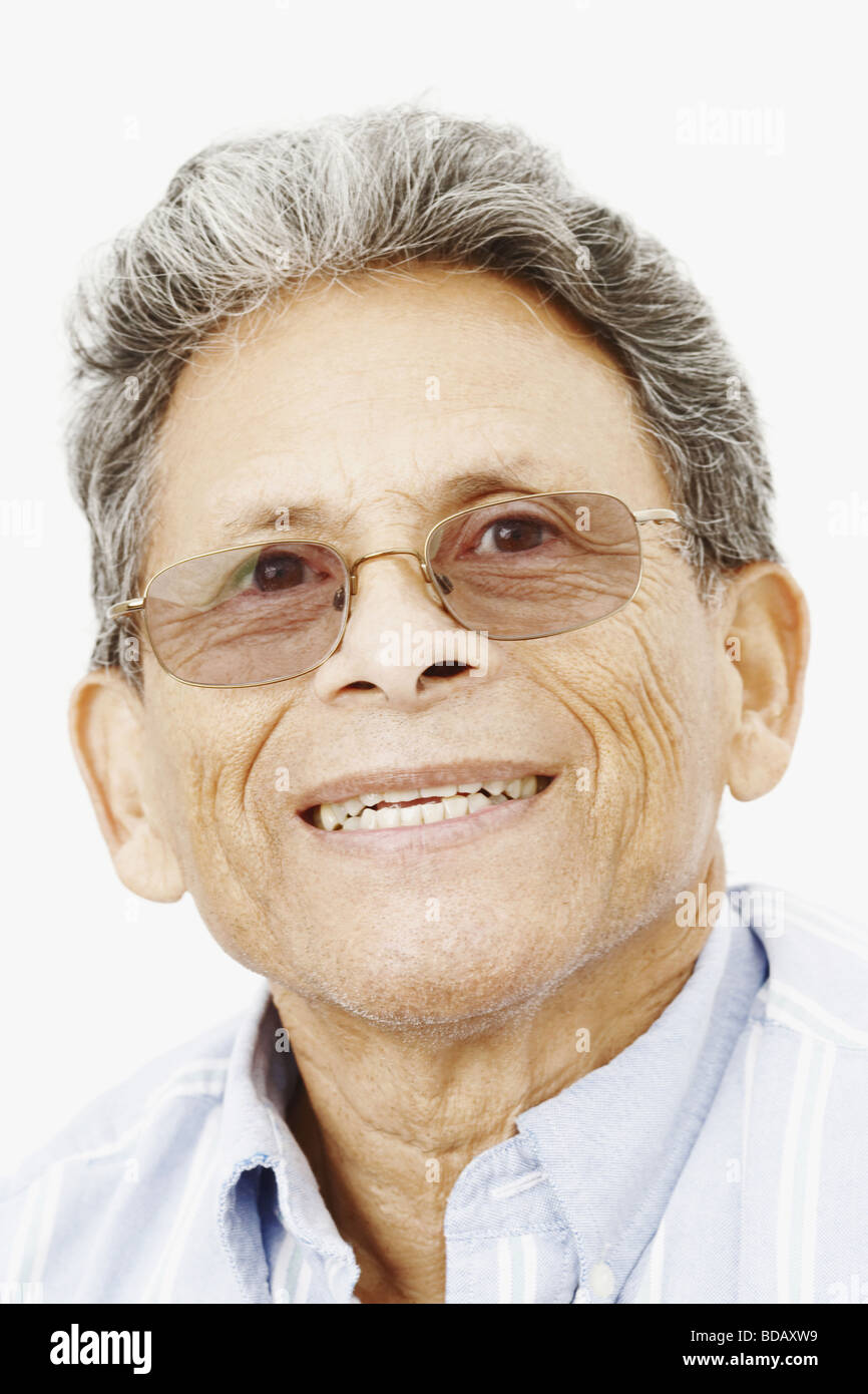 Older man wearing eyeglasses hi-res stock photography and images - Alamy
