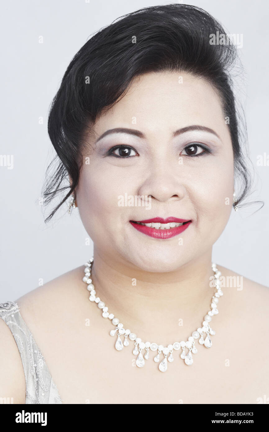 Asian woman mature hi-res stock photography and images - Alamy