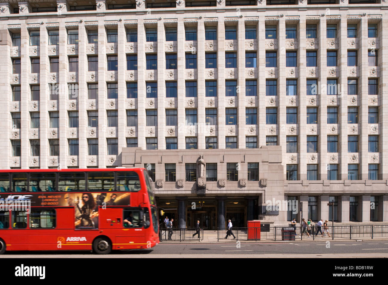 Adelaide House by London Bridge London United Kingdom Stock Photo Alamy