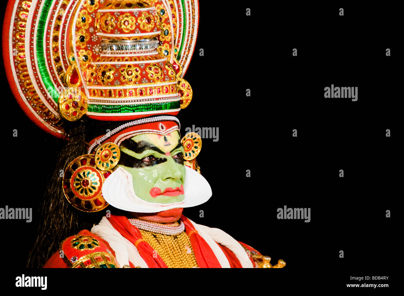 India dance performer on stage performing kathakali Stock Photo