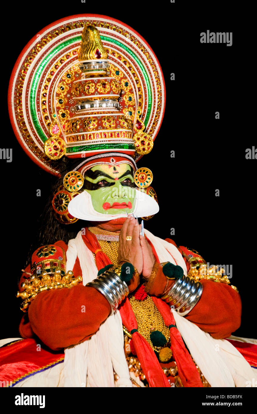 India traditional kathakali dance performer greets audience Stock Photo