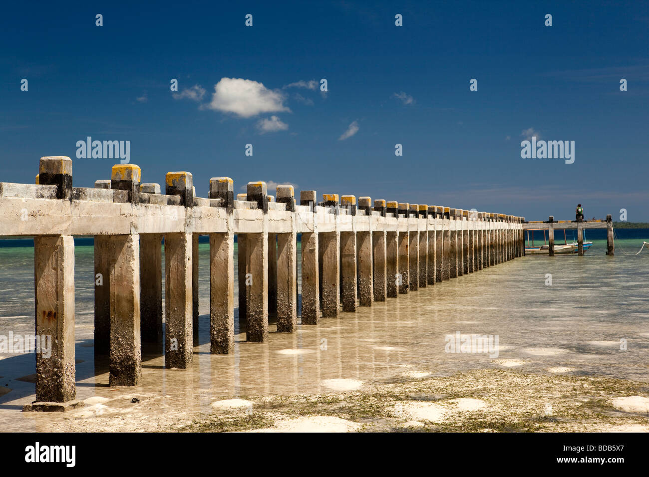 Indonesia Sulawesi Hoga Island Operation Wallacea new government built concrete jetty Stock Photo