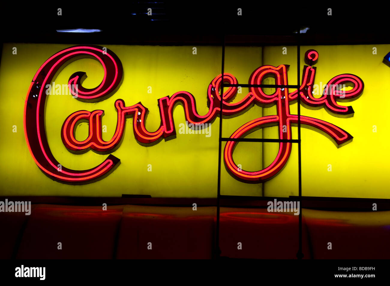 Neon Carnegie Deli Sign Stock Photo Alamy