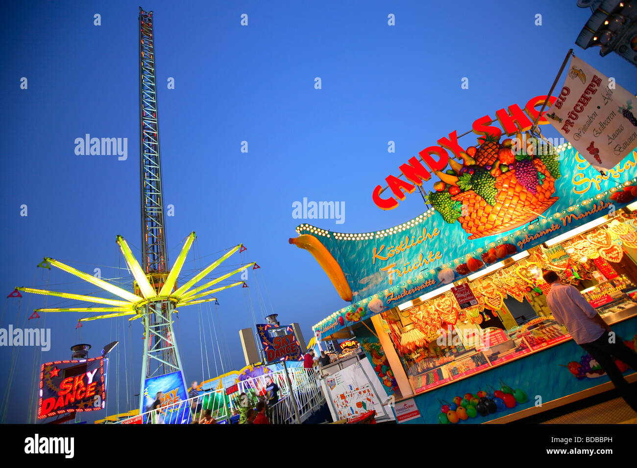 Germany, Hamburg, Dom, Lunapark, park, carnival, fair Stock Photo - Alamy