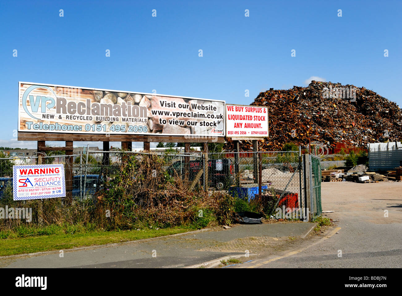 Scrap metal yards hires stock photography and images Alamy