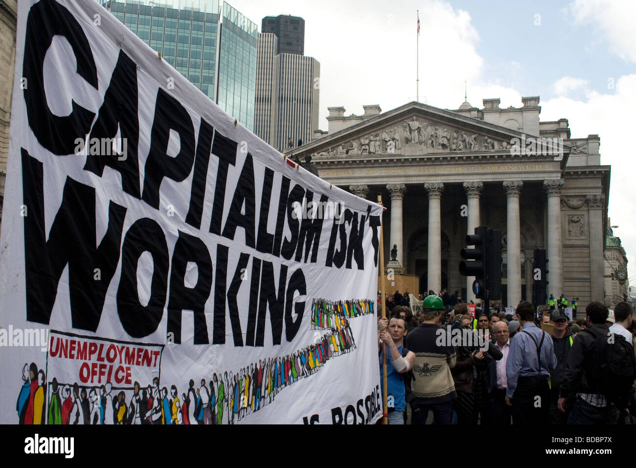 Capitalism isn't working banner at the G20 protest outside the Bank of England, April 1st 2009. Stock Photo