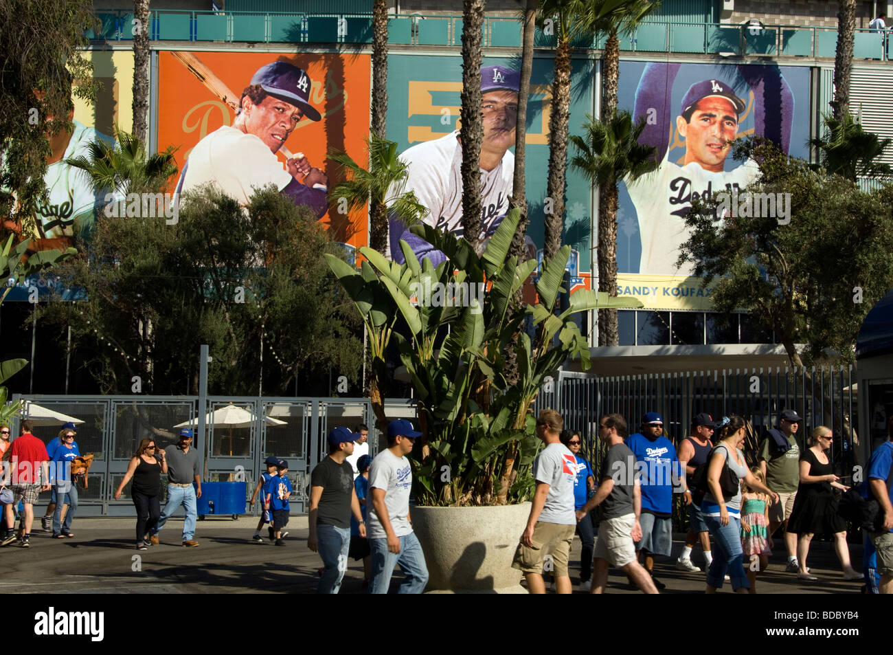 490 Dodger Stadium Exterior Stock Photos, High-Res Pictures, and Images -  Getty Images