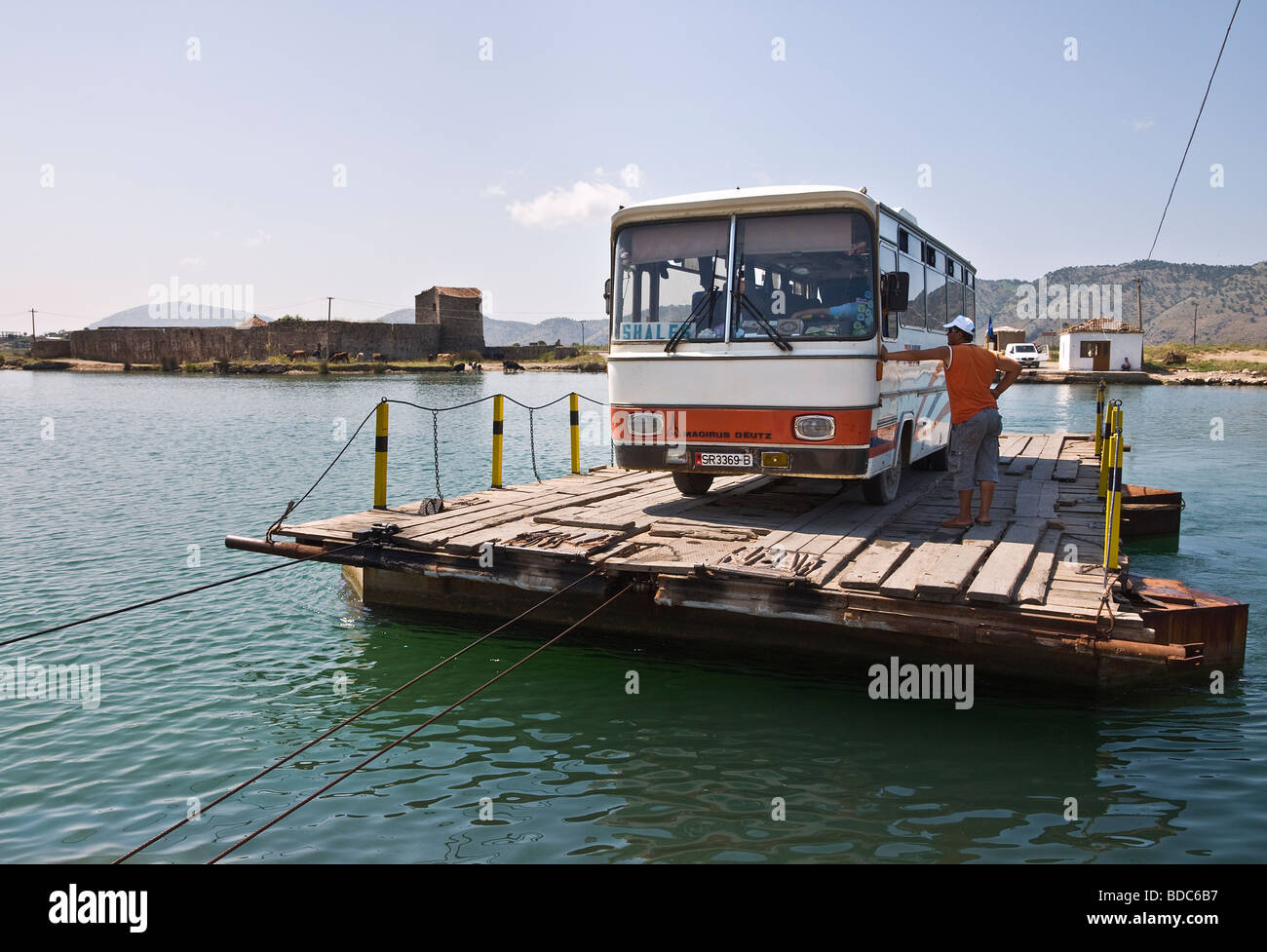 Cable ferry hires stock photography and images Alamy