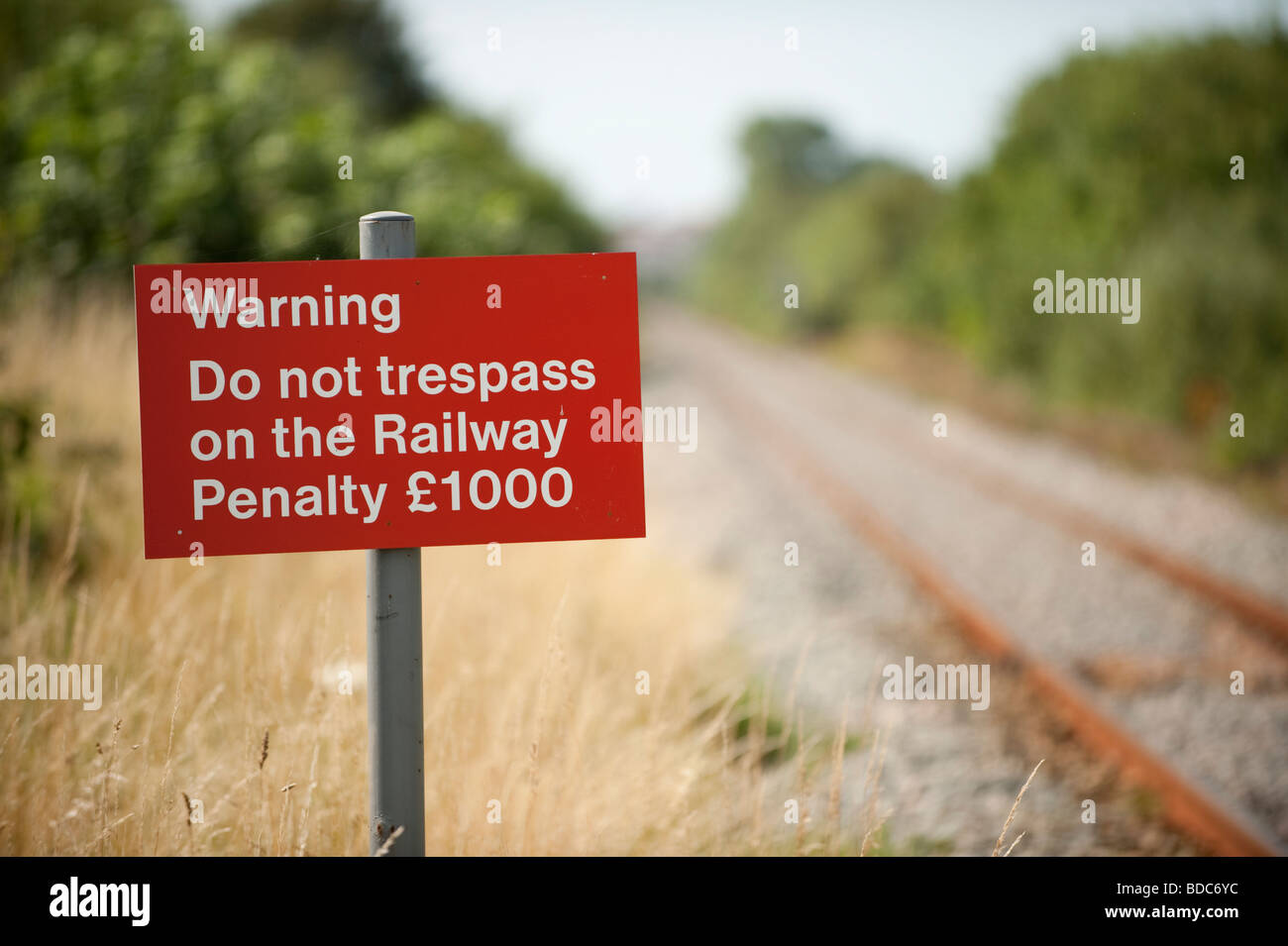 warning - Do not trespass on the Railway sign UK, penalty £1000 Stock Photo