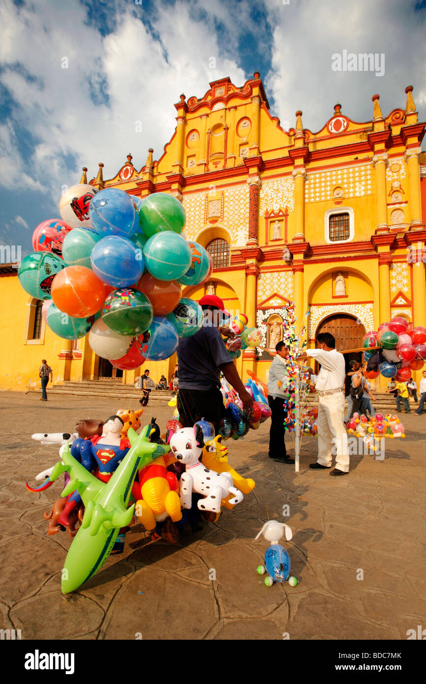 Mexican balloon vendor hires stock photography and images Alamy