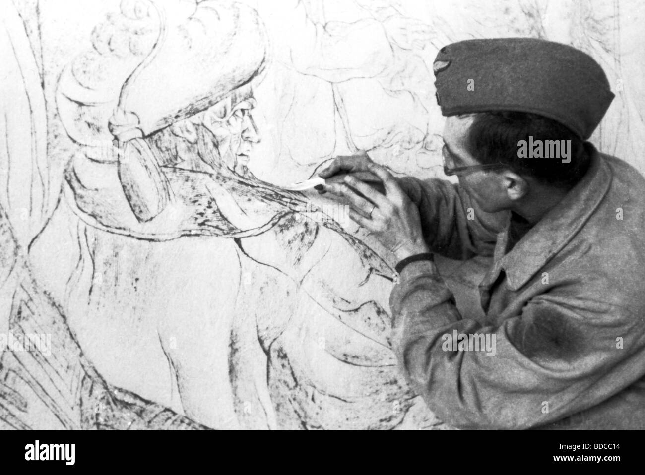 events, Second World War / WWII, German Wehrmacht, Luftwaffe artist at work, Crimea, Ukraine, spring 1944, Stock Photo