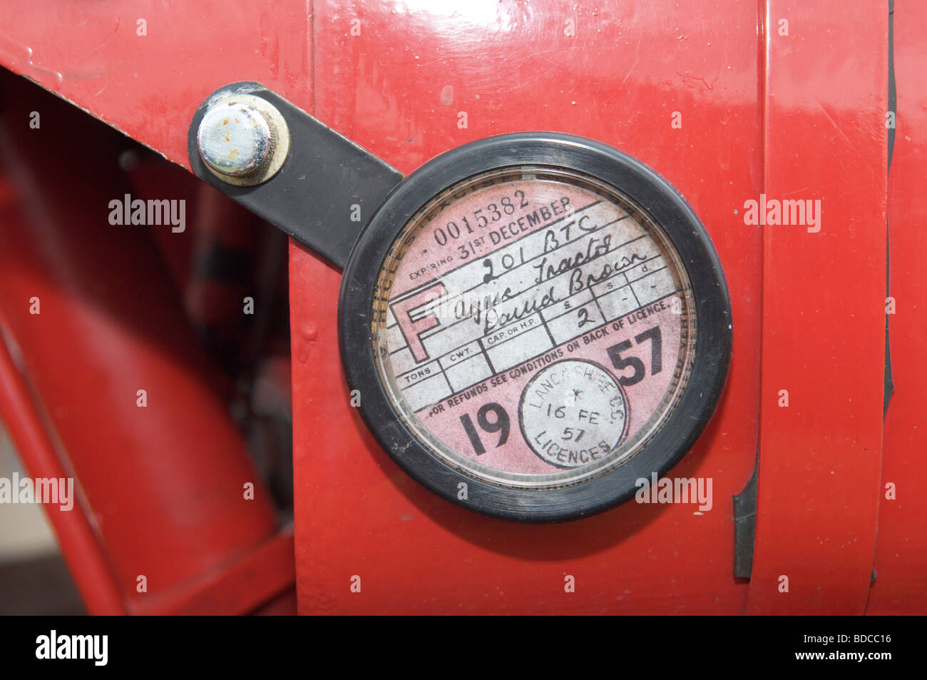 Vintage tax outlet disc holder
