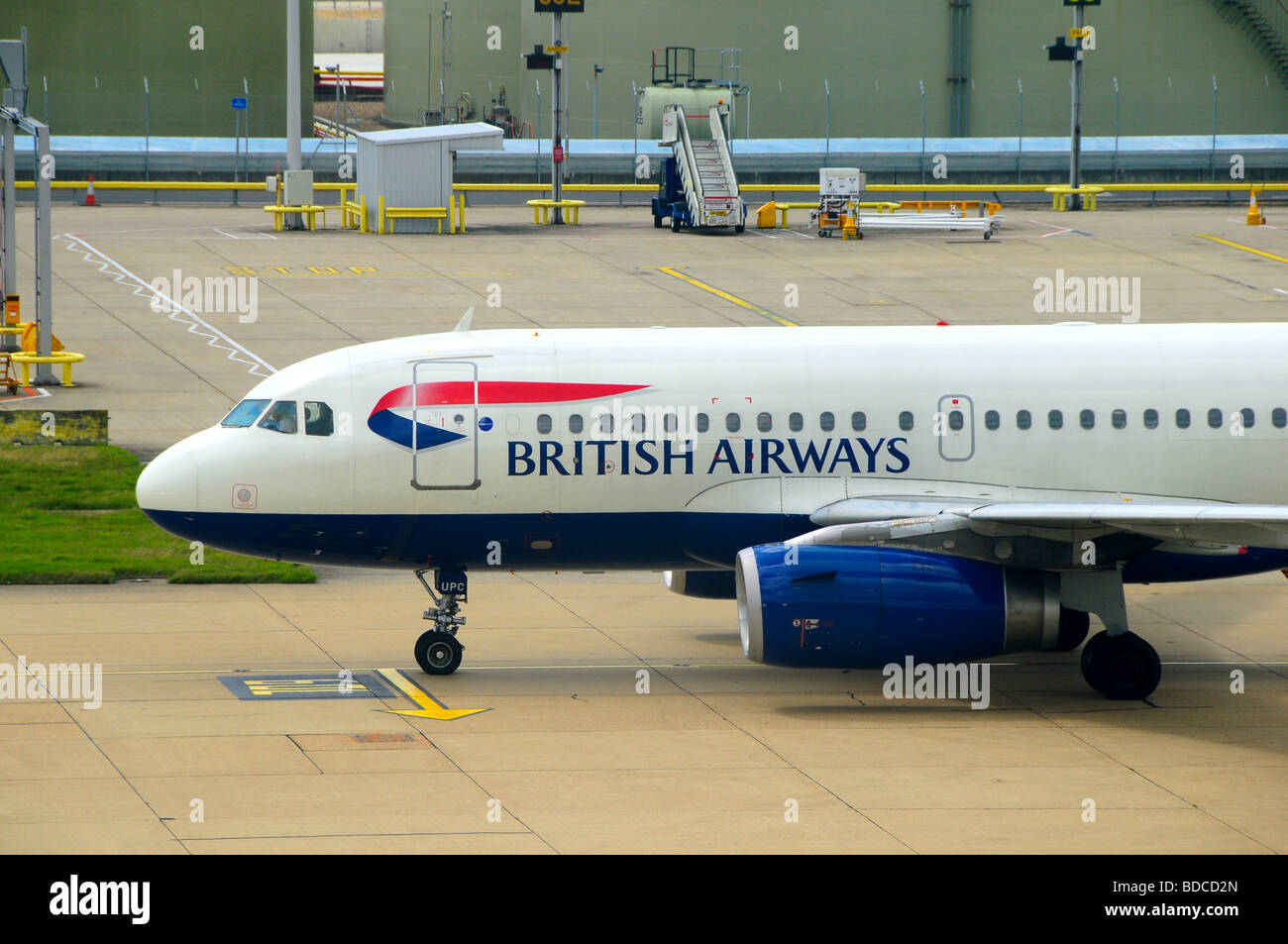British Airways Airbus A319 plane at Gatwick Airport, London, England Stock Photo