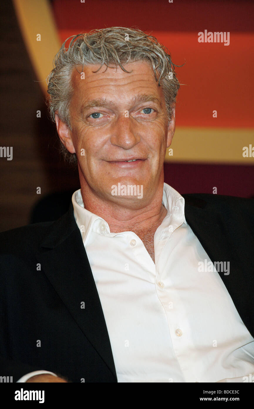 Moor, Dieter, * 1.5.1958, German tv presenter, portrait, guest in tv show 