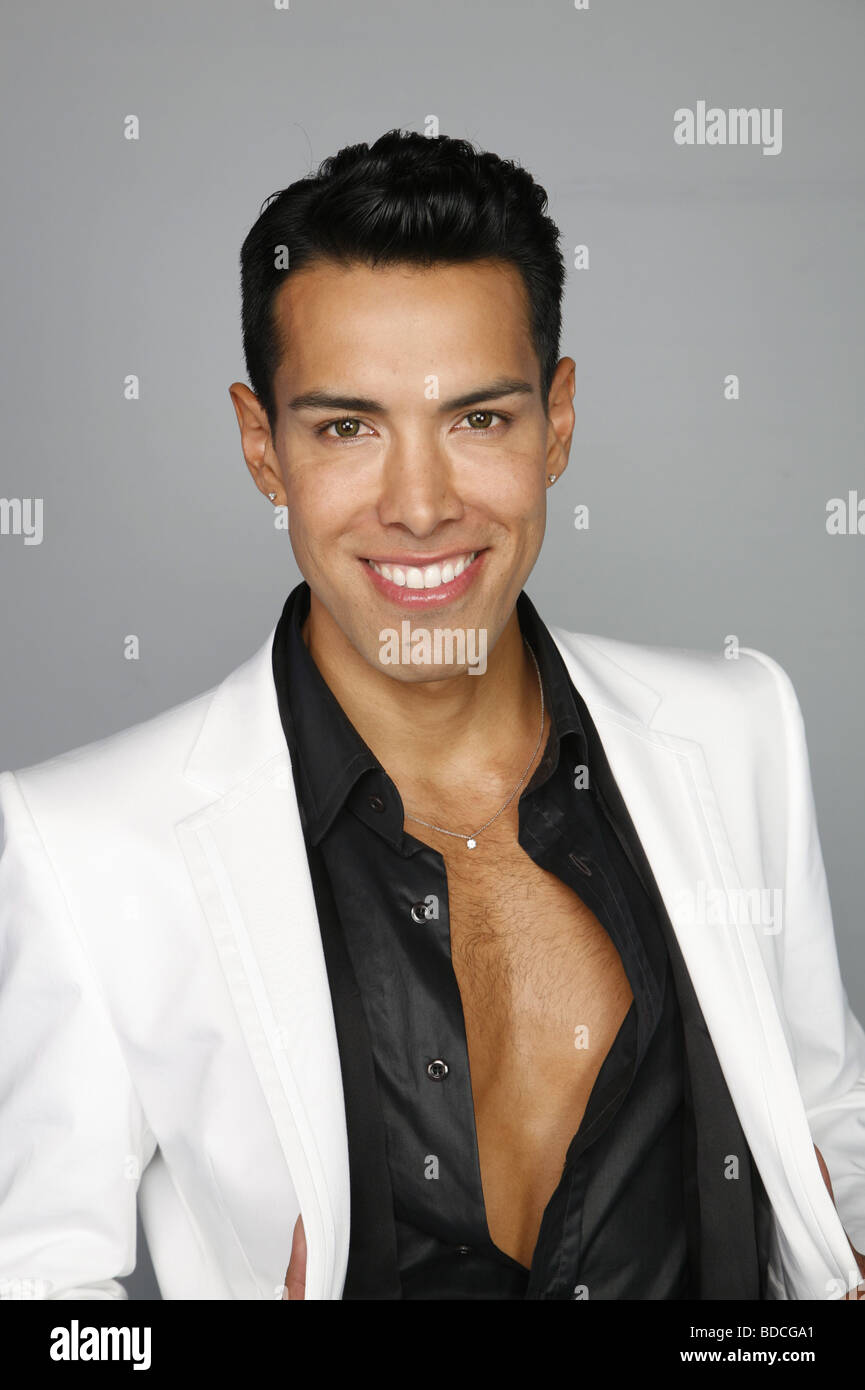 Alex swings oscar sings hires stock photography and images Alamy